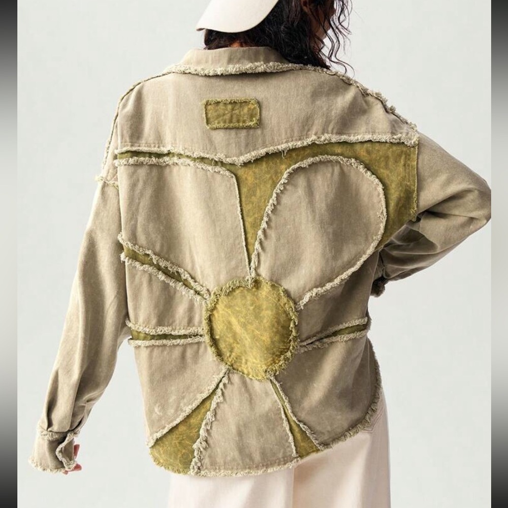 🌻HP⭐️ Flower jacket green floral distressed pocket mineral washed denim style - Picture 2 of 6